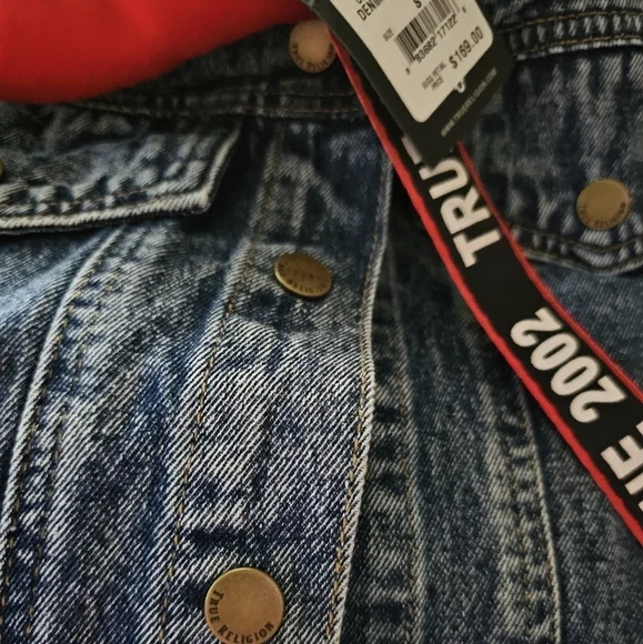 True Religion - NWT Vintage Denim Dress with Red Hoodie - Picture 5 of 15